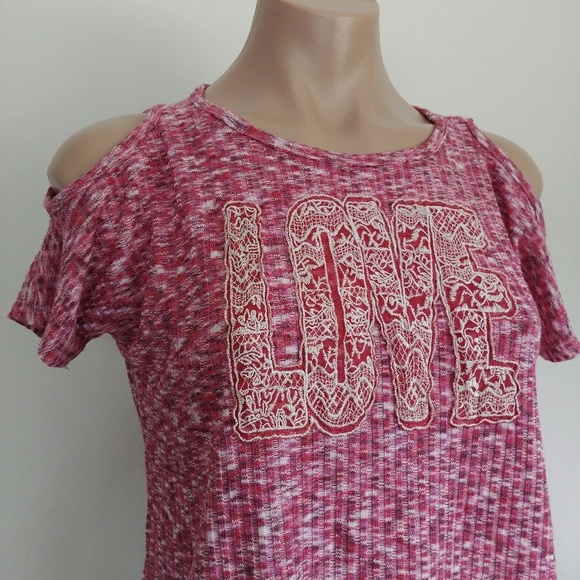 Almost Famous Too Love Lace Hem Cold Shoulder - Picture 6 of 6